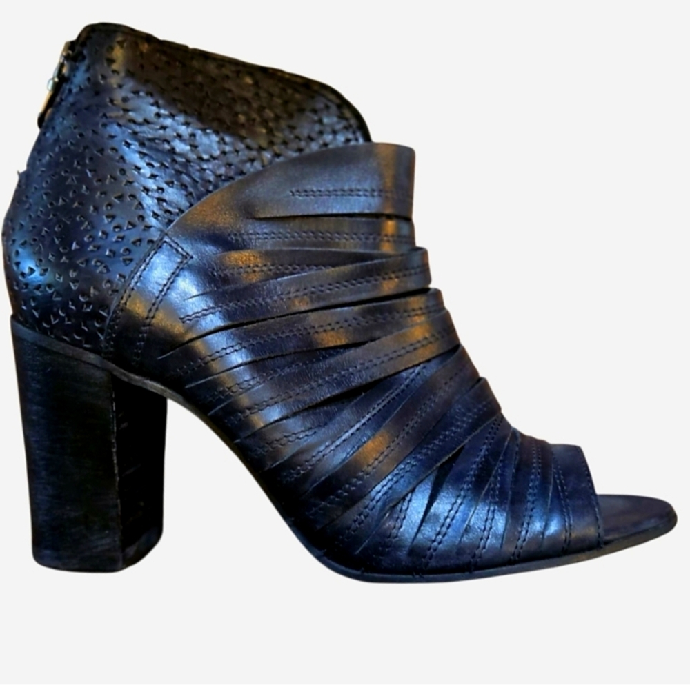 STEVEN Heeled Cage Peep Toe Bootie Sandals Black